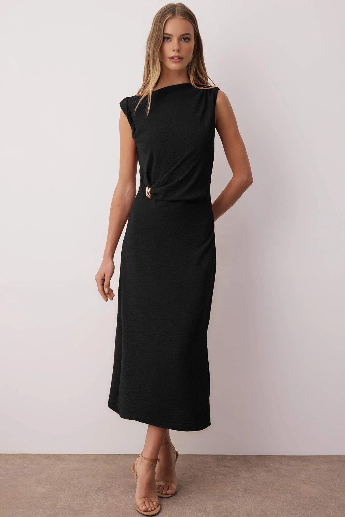 Accessory Detailed Midi Woven Dress