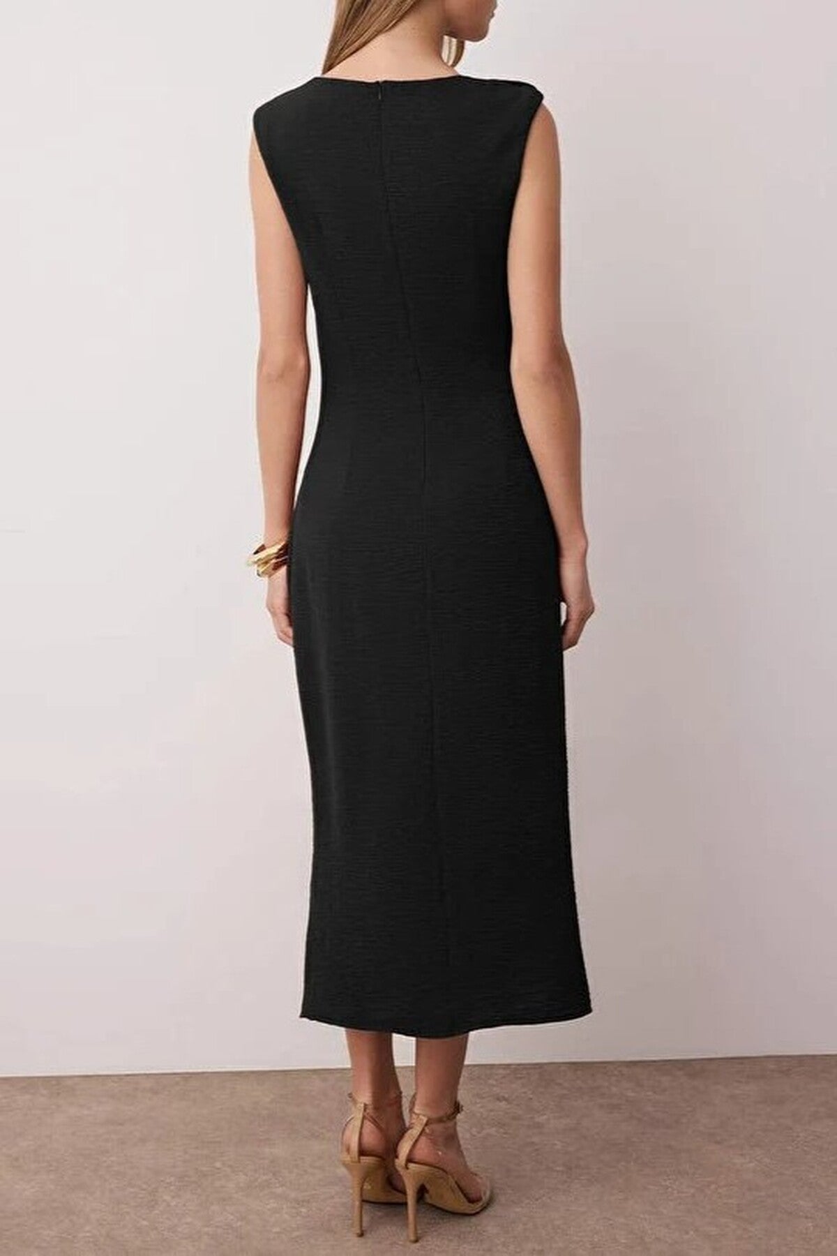 Accessory Detailed Midi Woven Dress