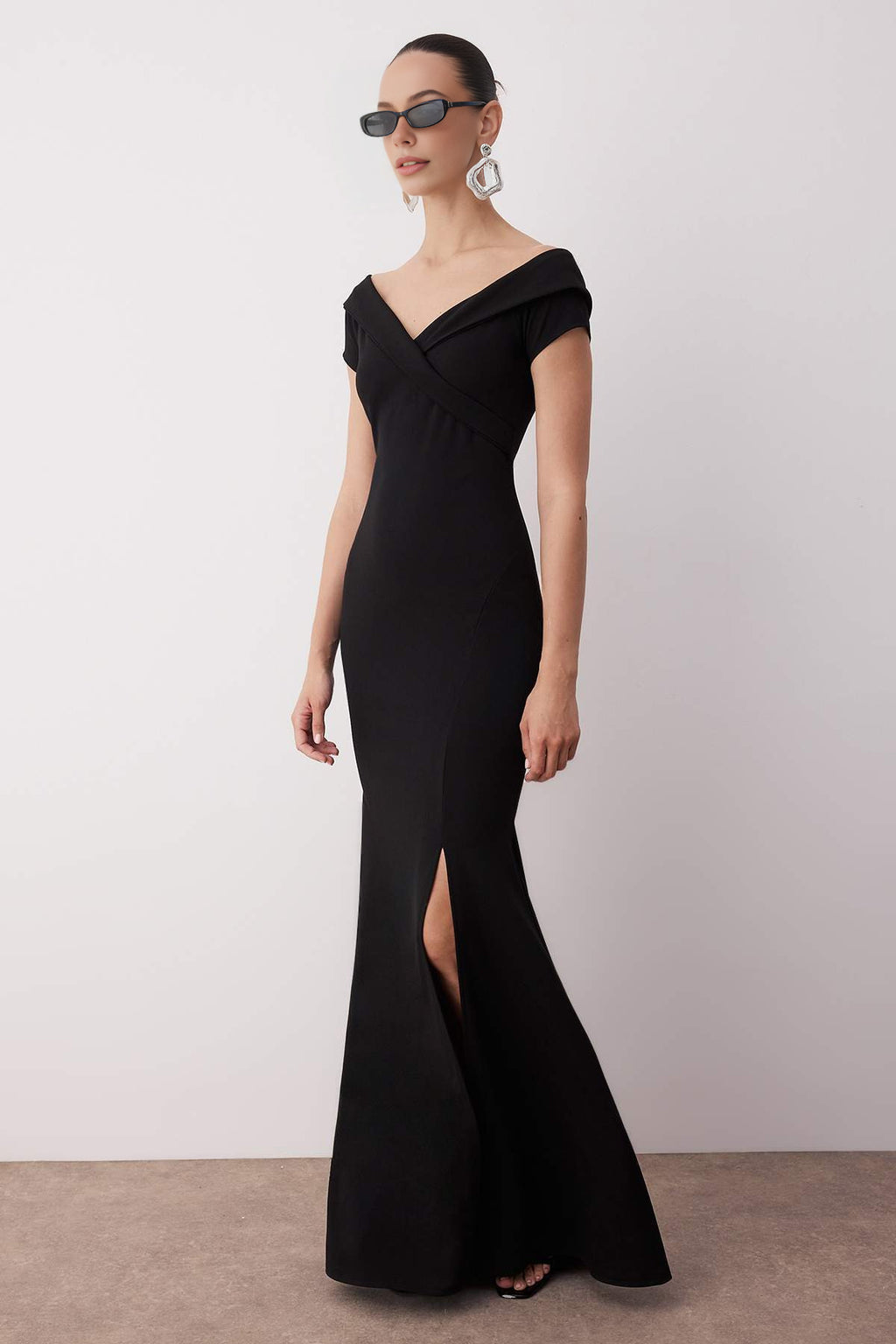 Carmen Neckline Fishtail Maxi Elegant Evening Dress