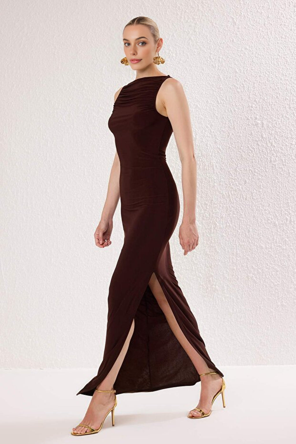 Elegant Long Knitted Evening Dress with Gathered Neckline Detail