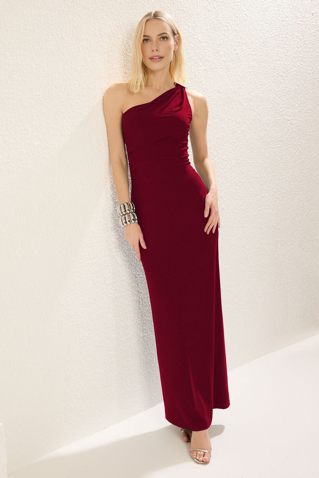 One-Shoulder Knitted Maxi Elegant Evening Dress with Accessory Details