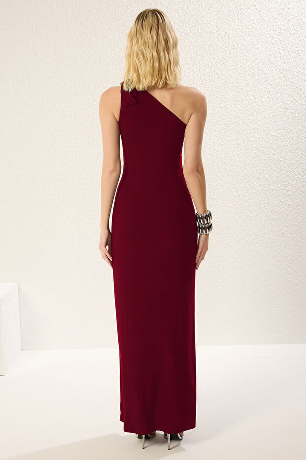 One-Shoulder Knitted Maxi Elegant Evening Dress with Accessory Details