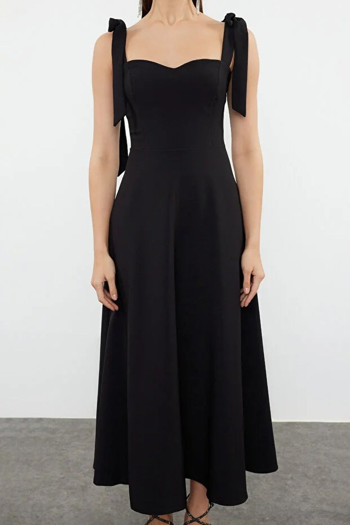 Tie Strap Midi Dress with Sweetheart Neckline