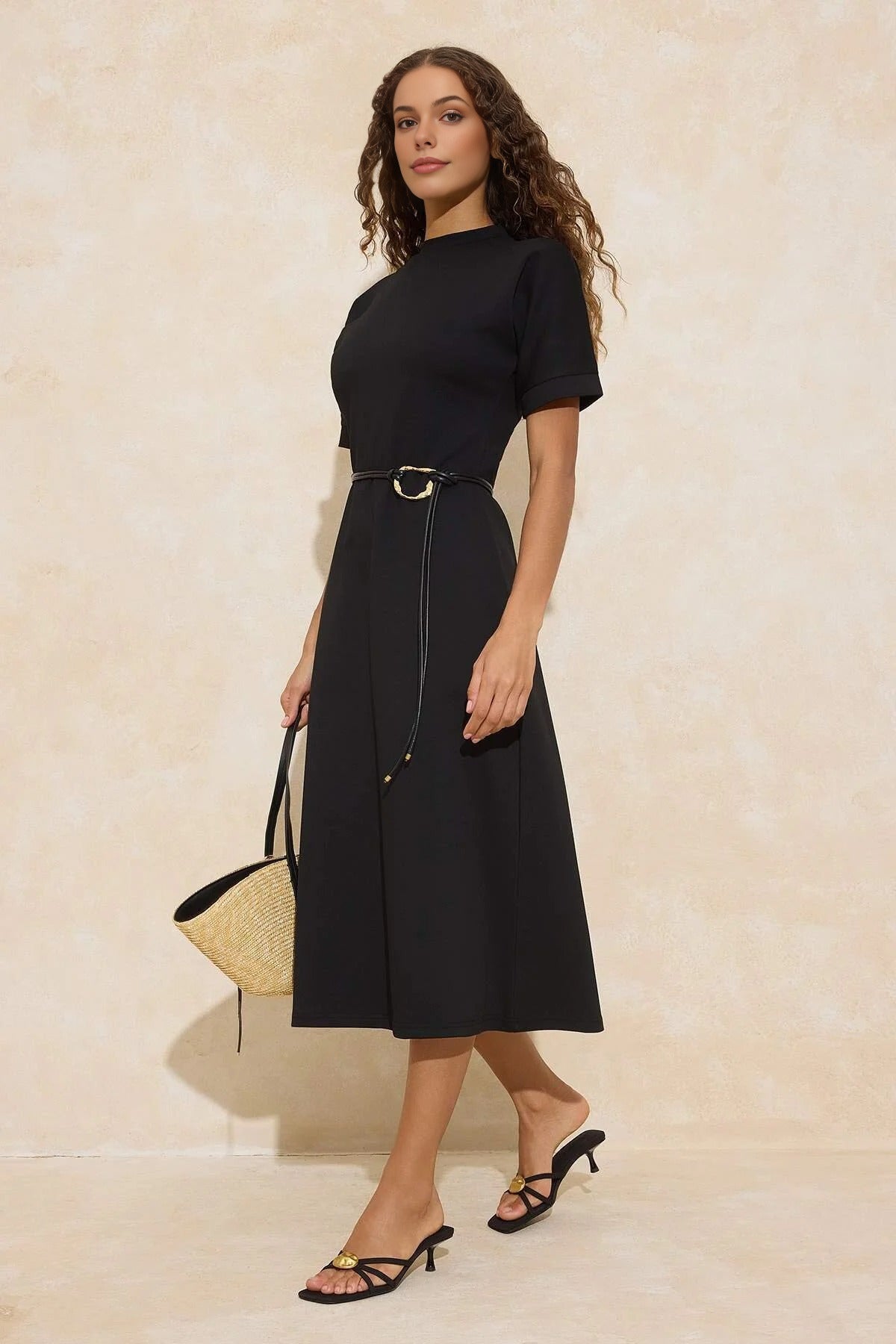 A-Line Boat Neck Short Sleeved Belted Midi Knit Dress