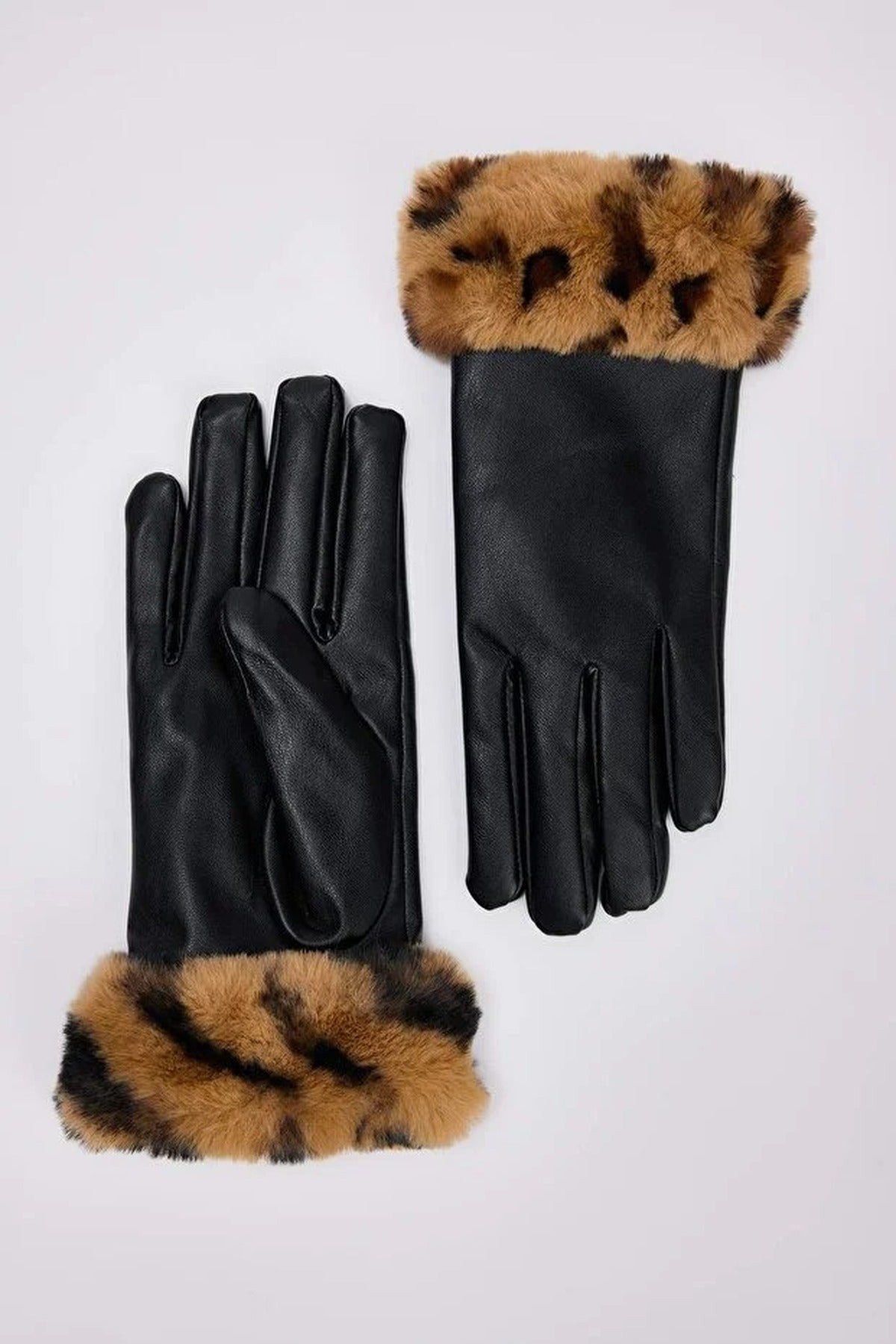 Women's Gloves with Faux Fur Detail