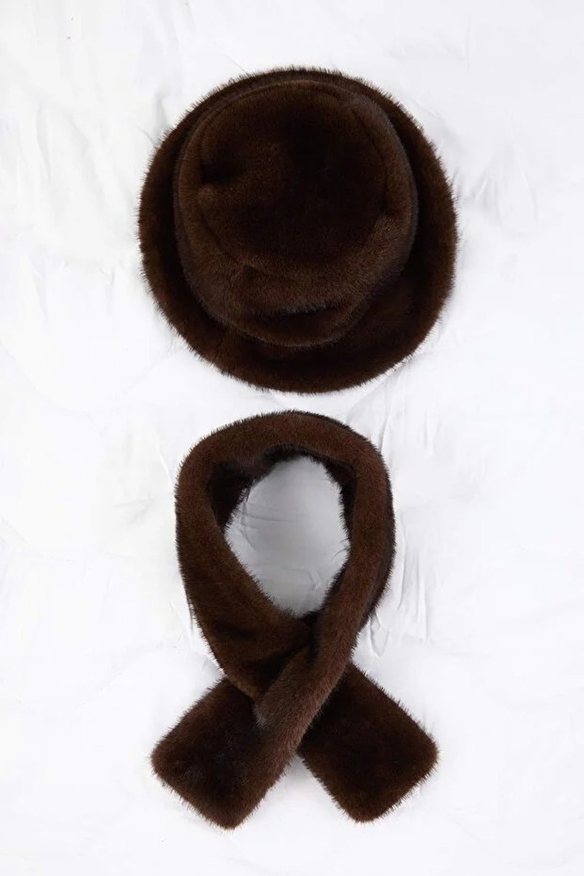 2-Piece Fur Scarf-Hat Knit Set