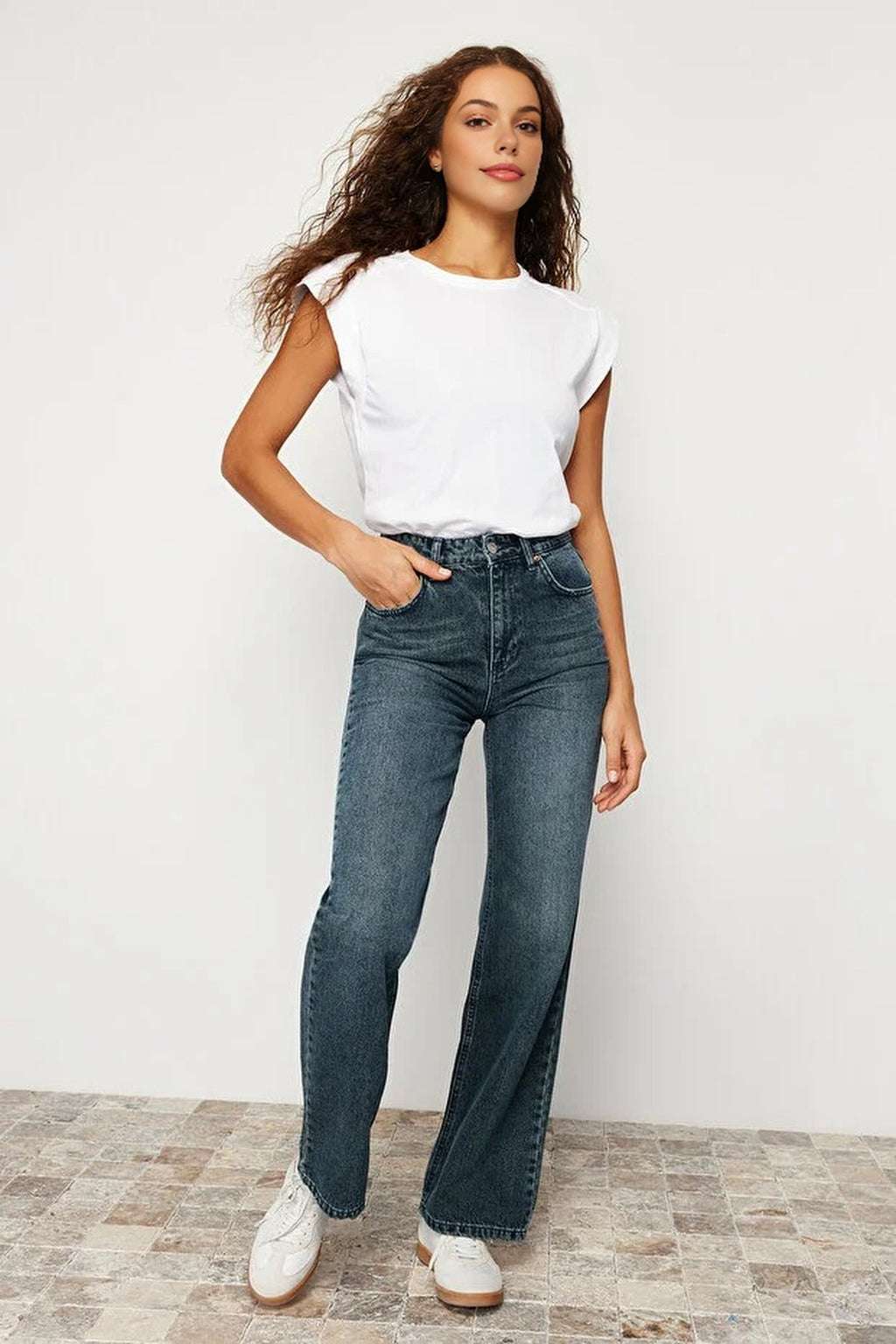 Faded Effect Vintage High Waist Wide Leg Jeans