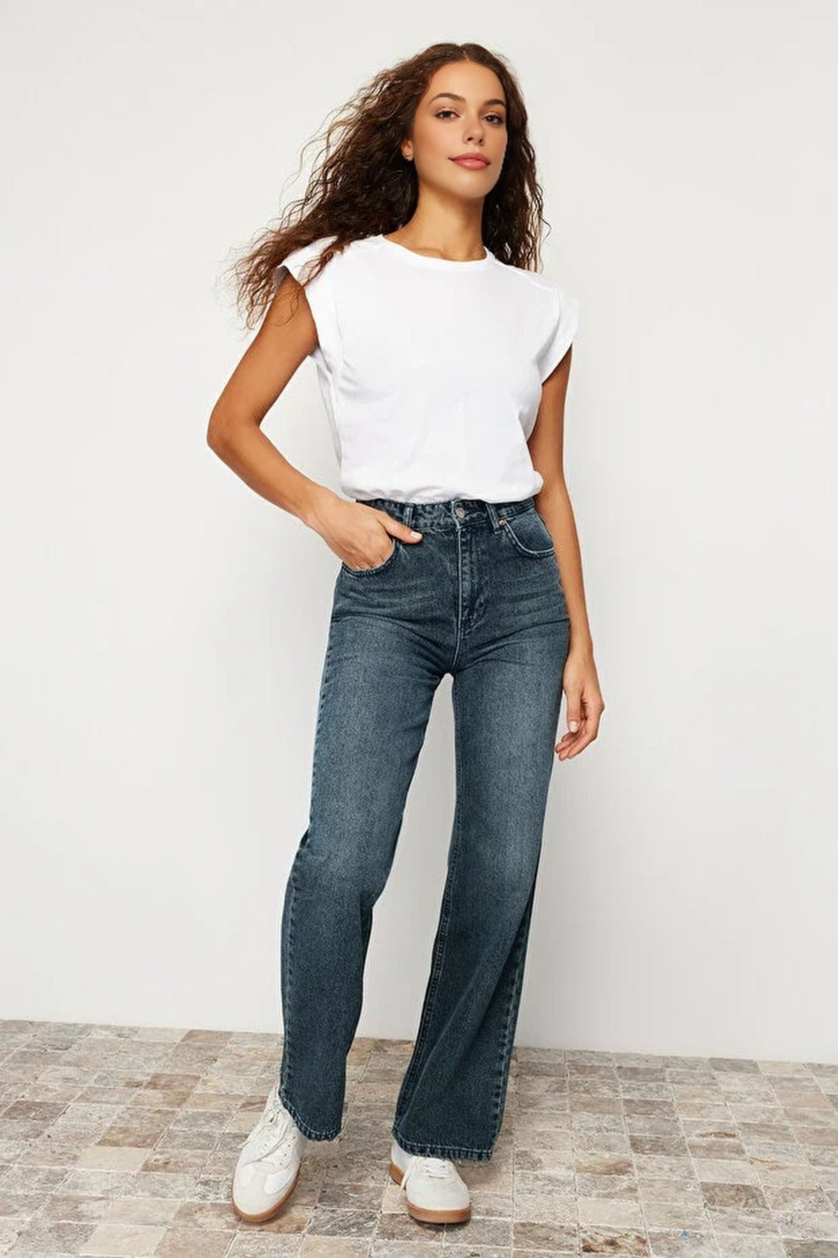 Faded Effect Vintage High Waist Wide Leg Jeans