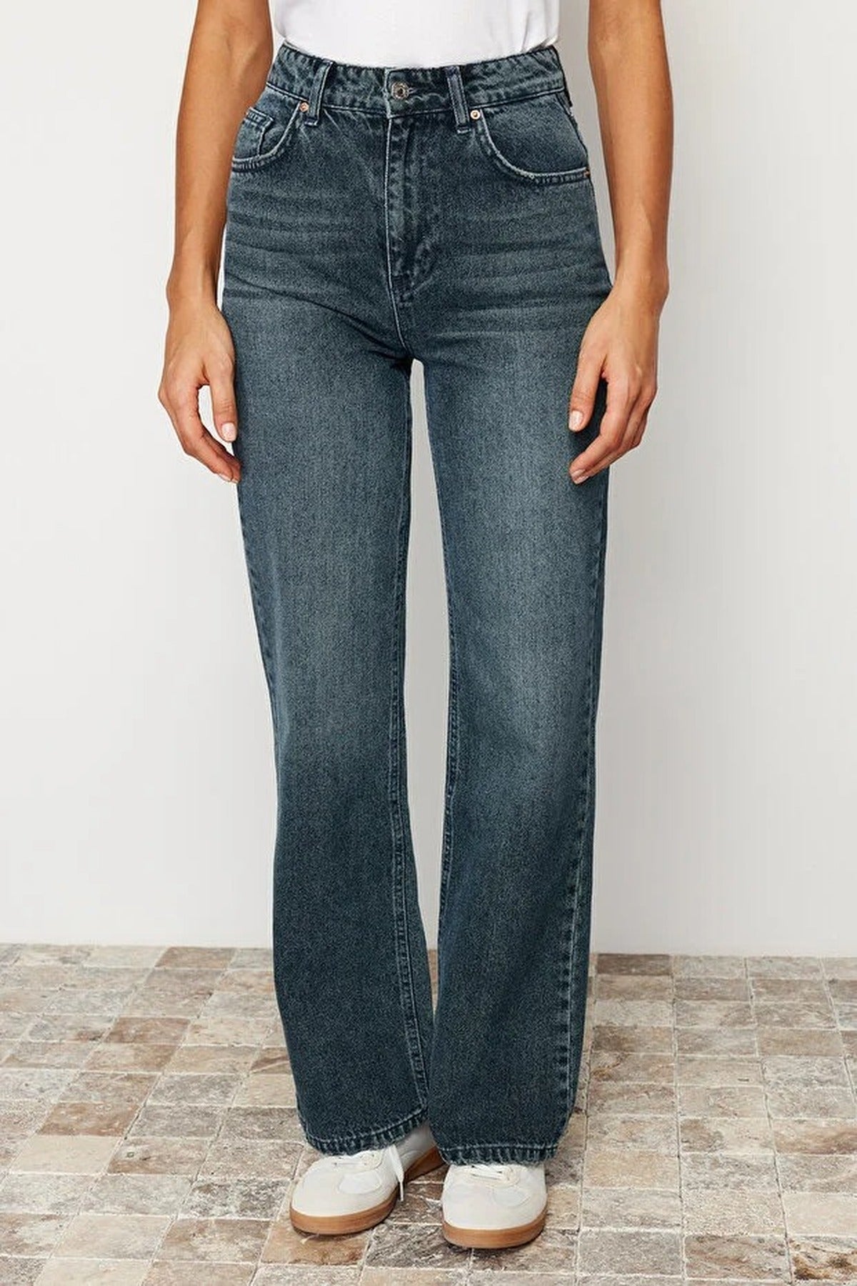 Faded Effect Vintage High Waist Wide Leg Jeans