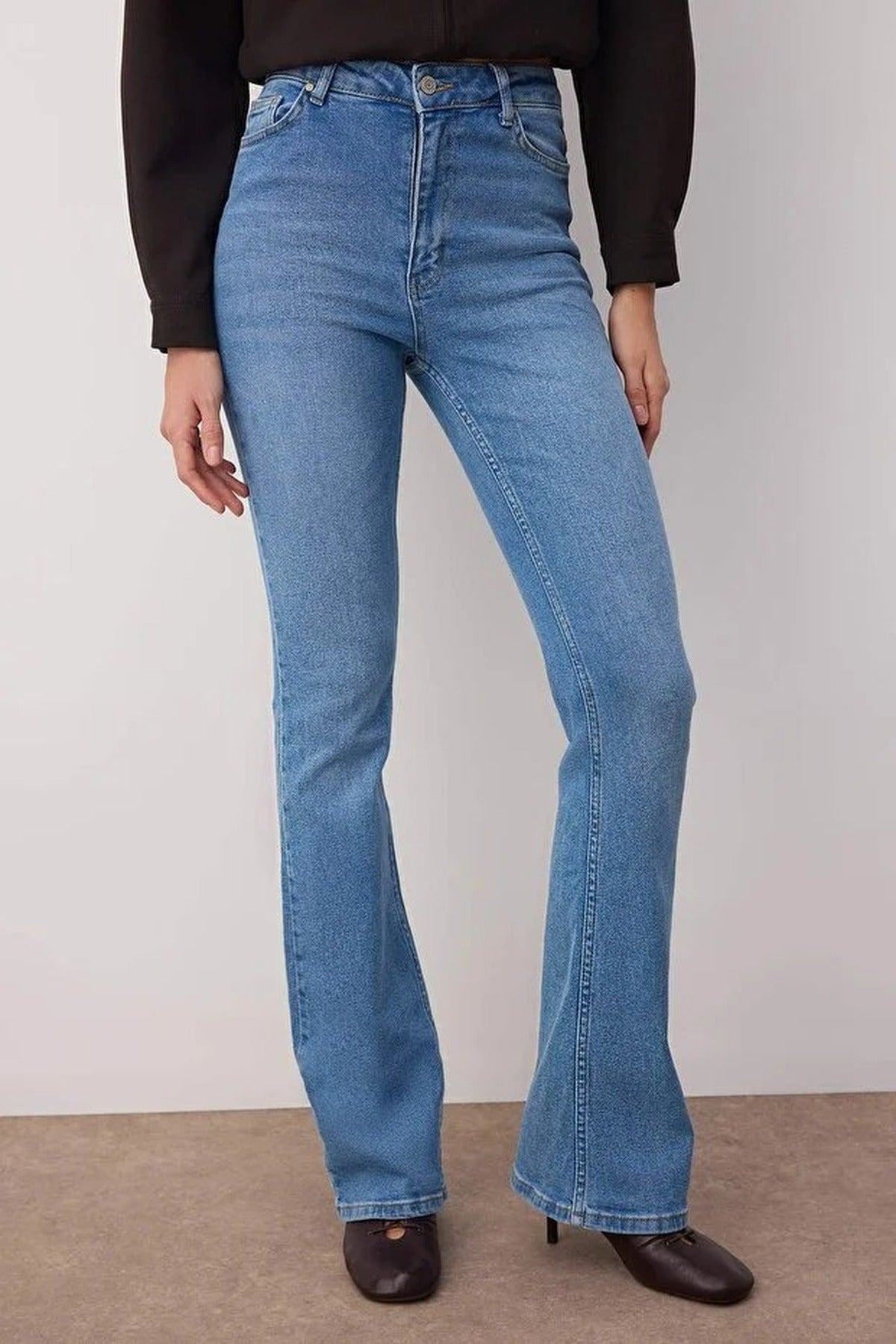 High Waist Comfort Flare Jeans