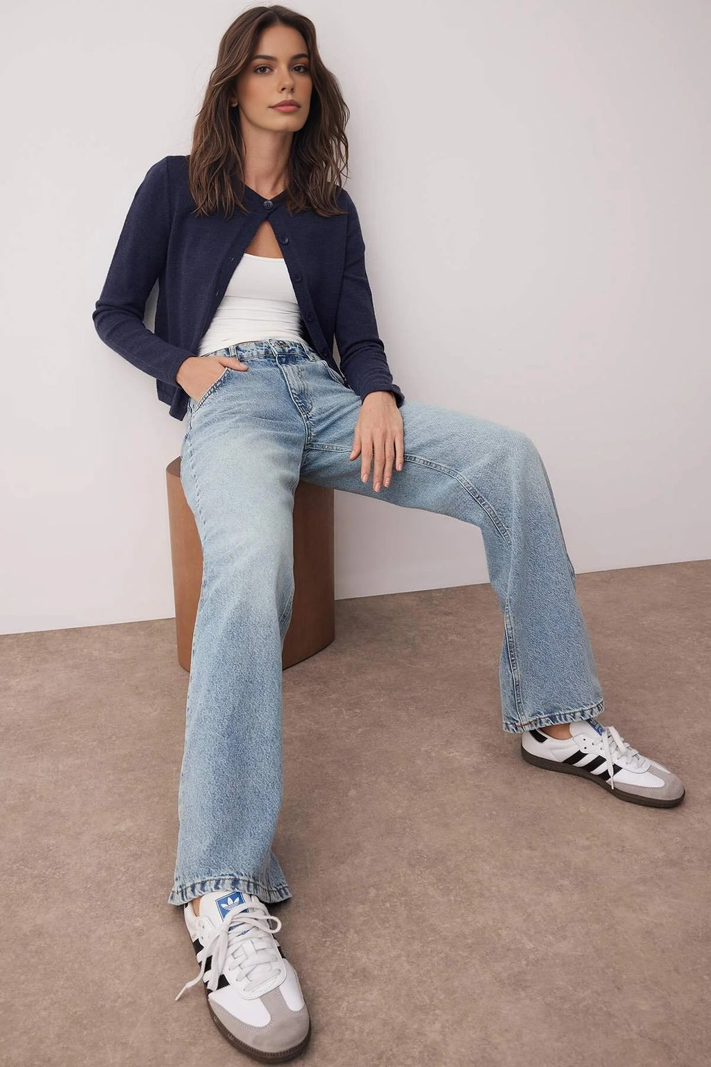 Low Waist Wide Leg Jeans