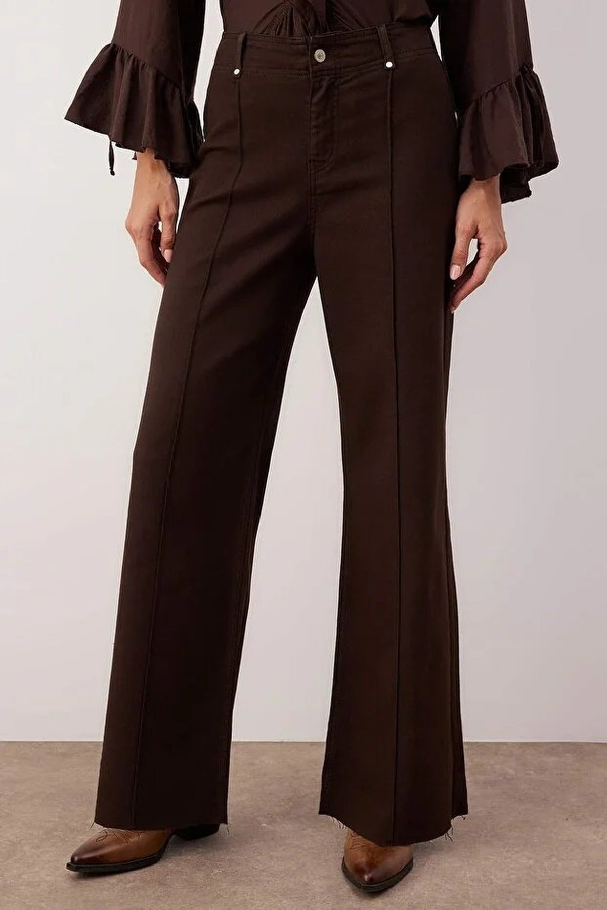 High Waist Cut-Out Wide Leg Jeans with Ribbed Detail