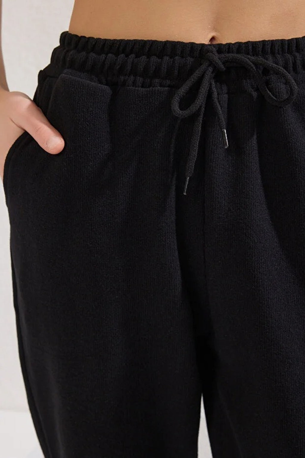 Relaxed Fit Knit Jogger with Pockets