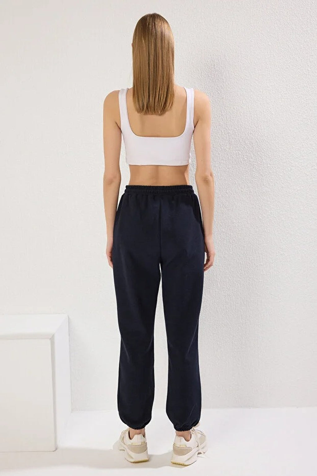 Relaxed Fit Knit Jogger with Pockets