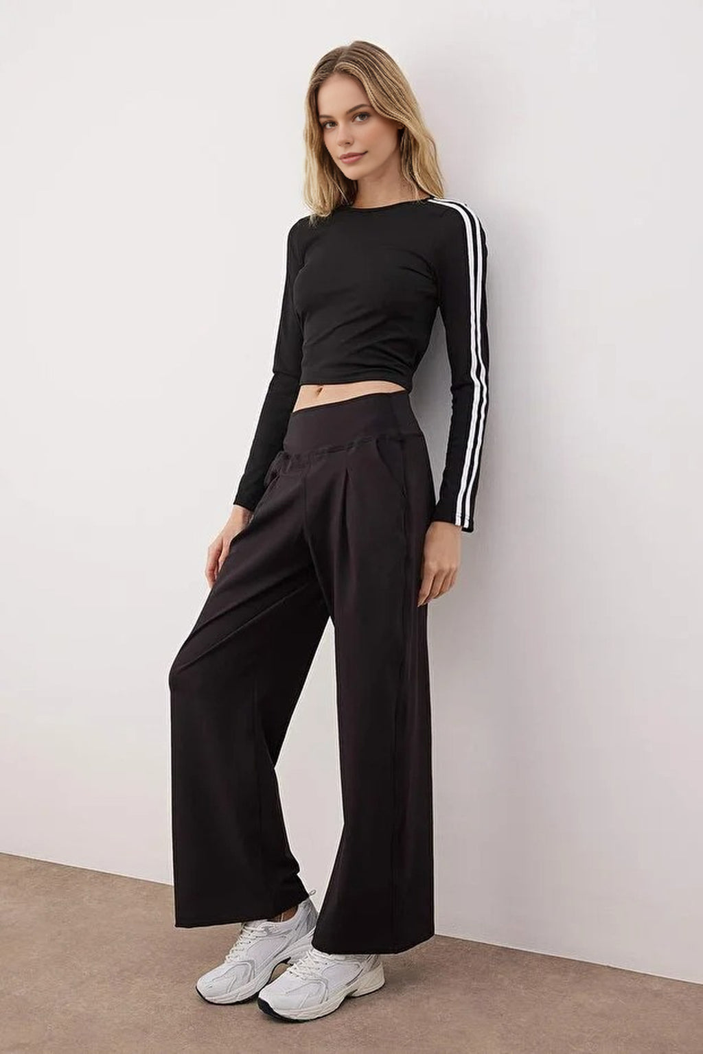 Brushed Soft Fabric Knit Sports Jogger