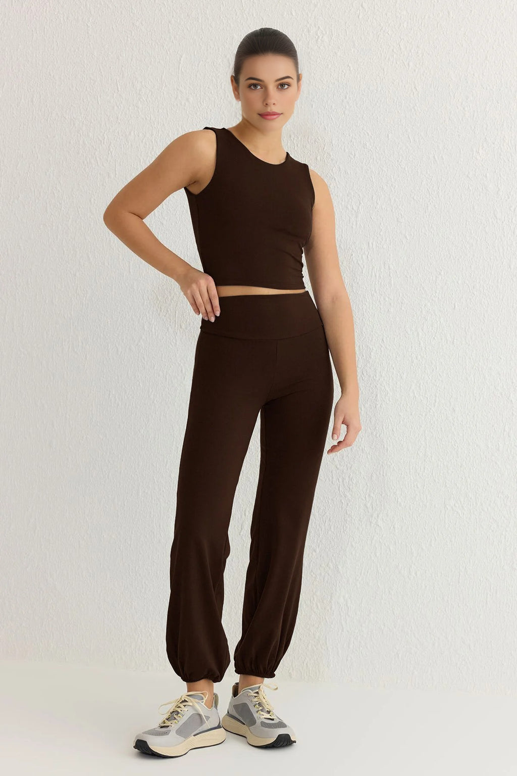 Brushed Soft Fabric Reflective Print Sport Knit Jogger