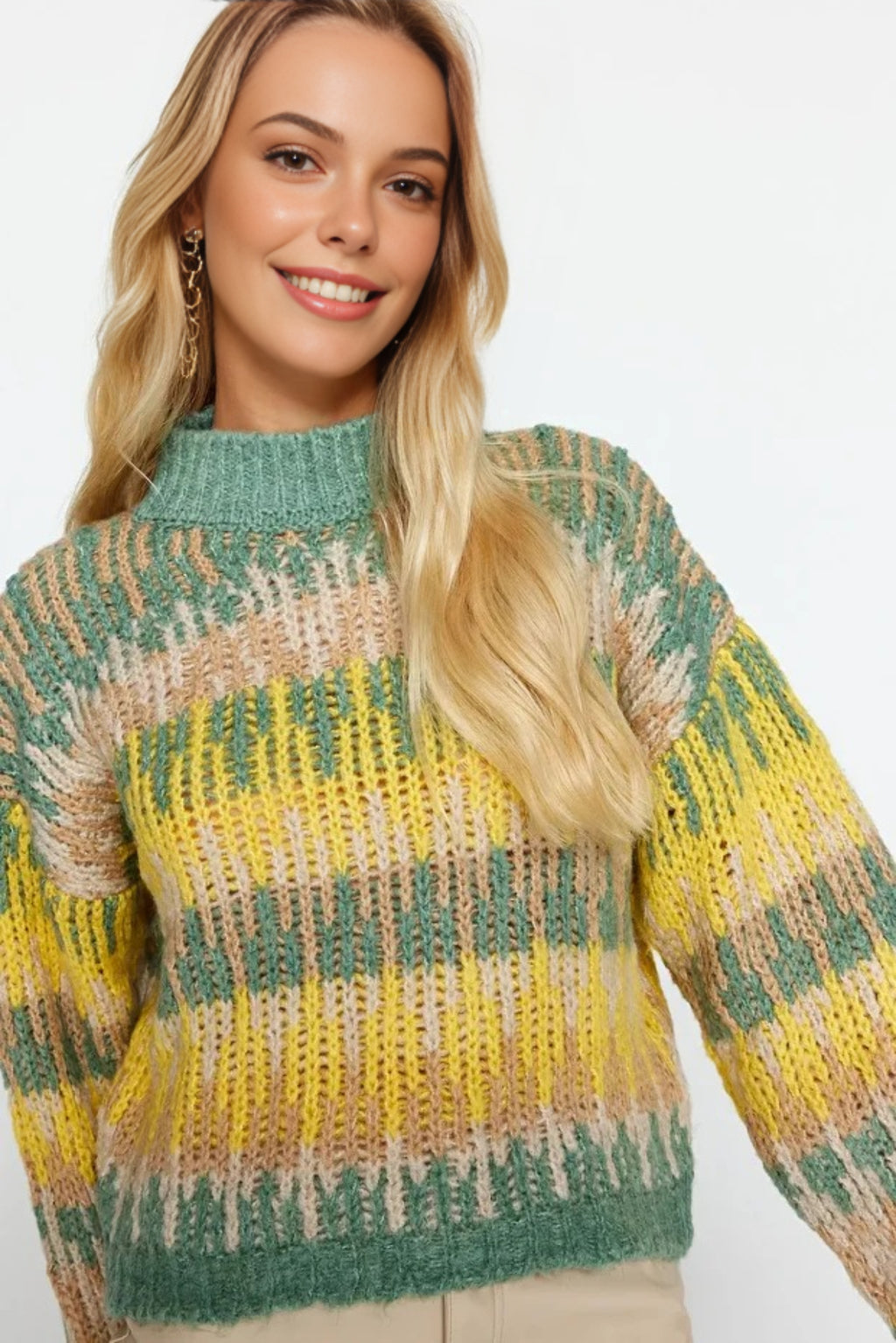 Soft-Textured Ethnic Pattern Thick Cropped Knit Sweater