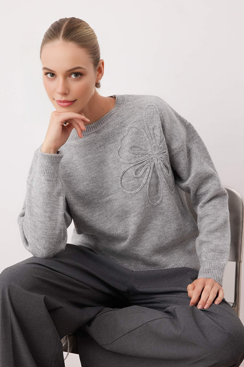 Soft-Textured Floral Patterned Knit Sweater