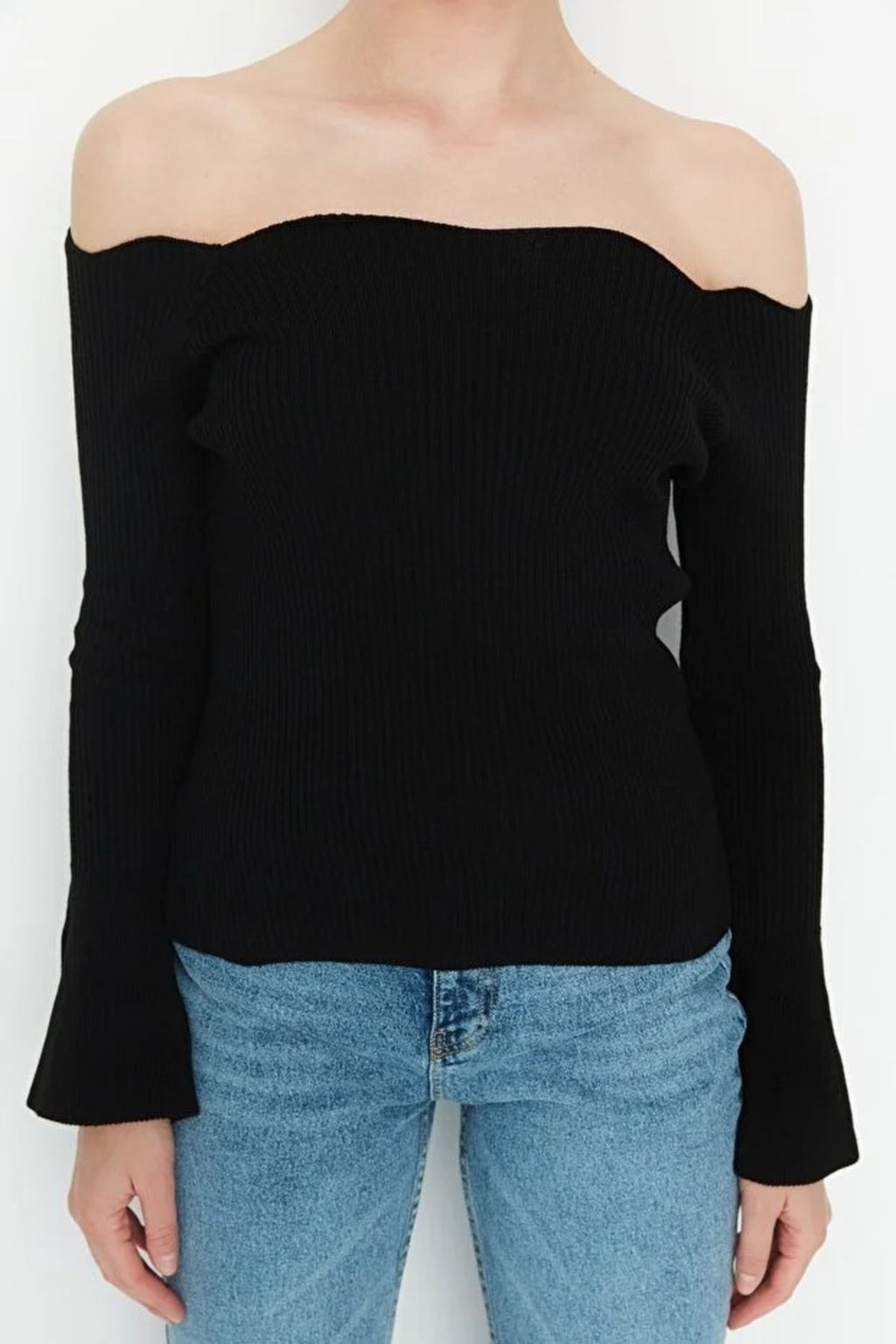 Carmen Collar Knit Sweater