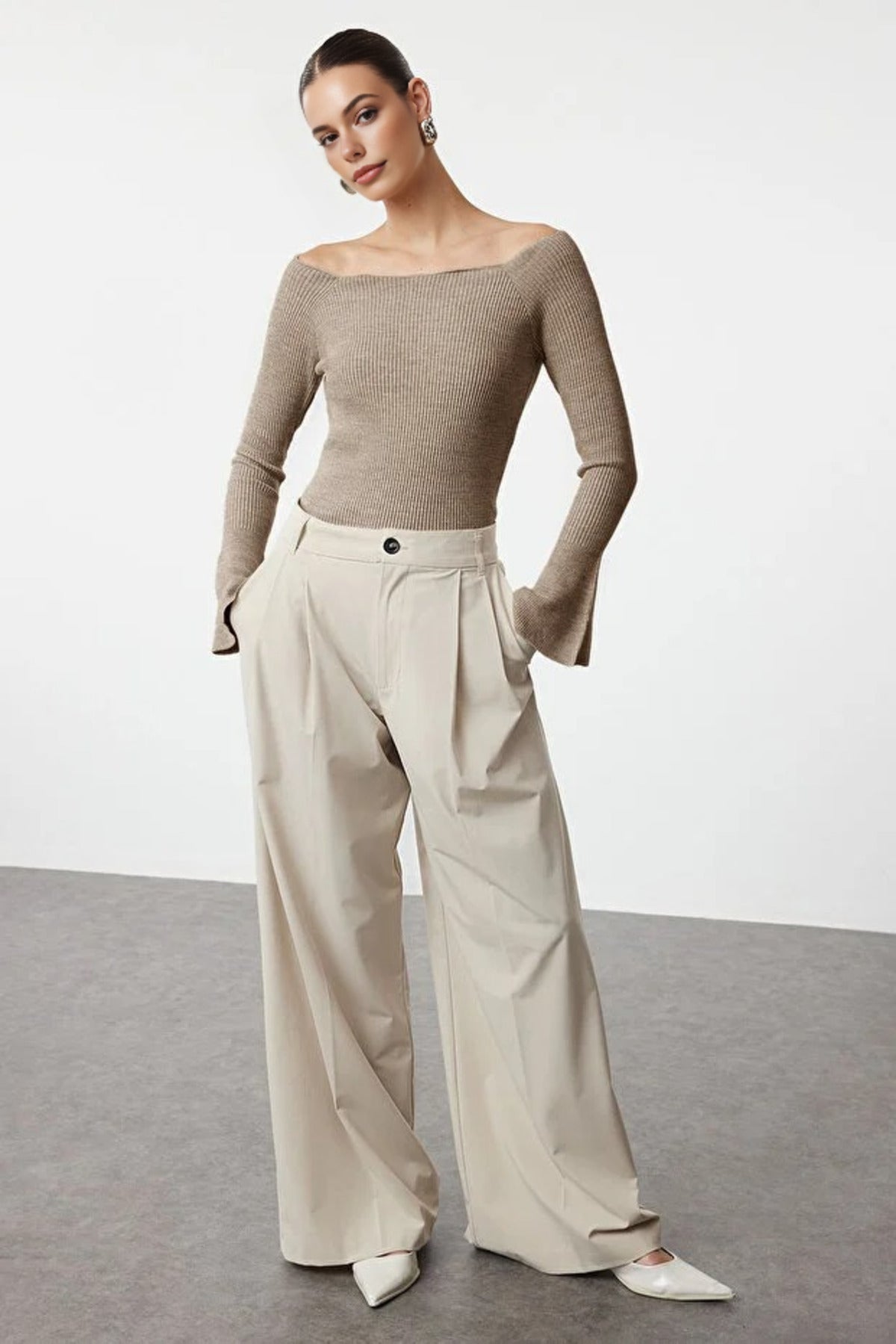 Carmen Collar Knit Sweater