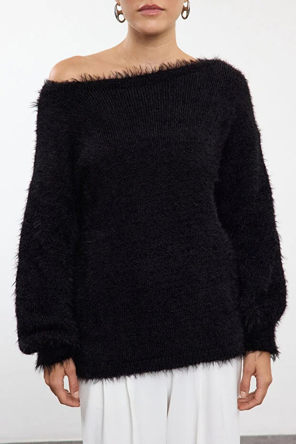 Furry Turn-Down Collar Knit Sweater