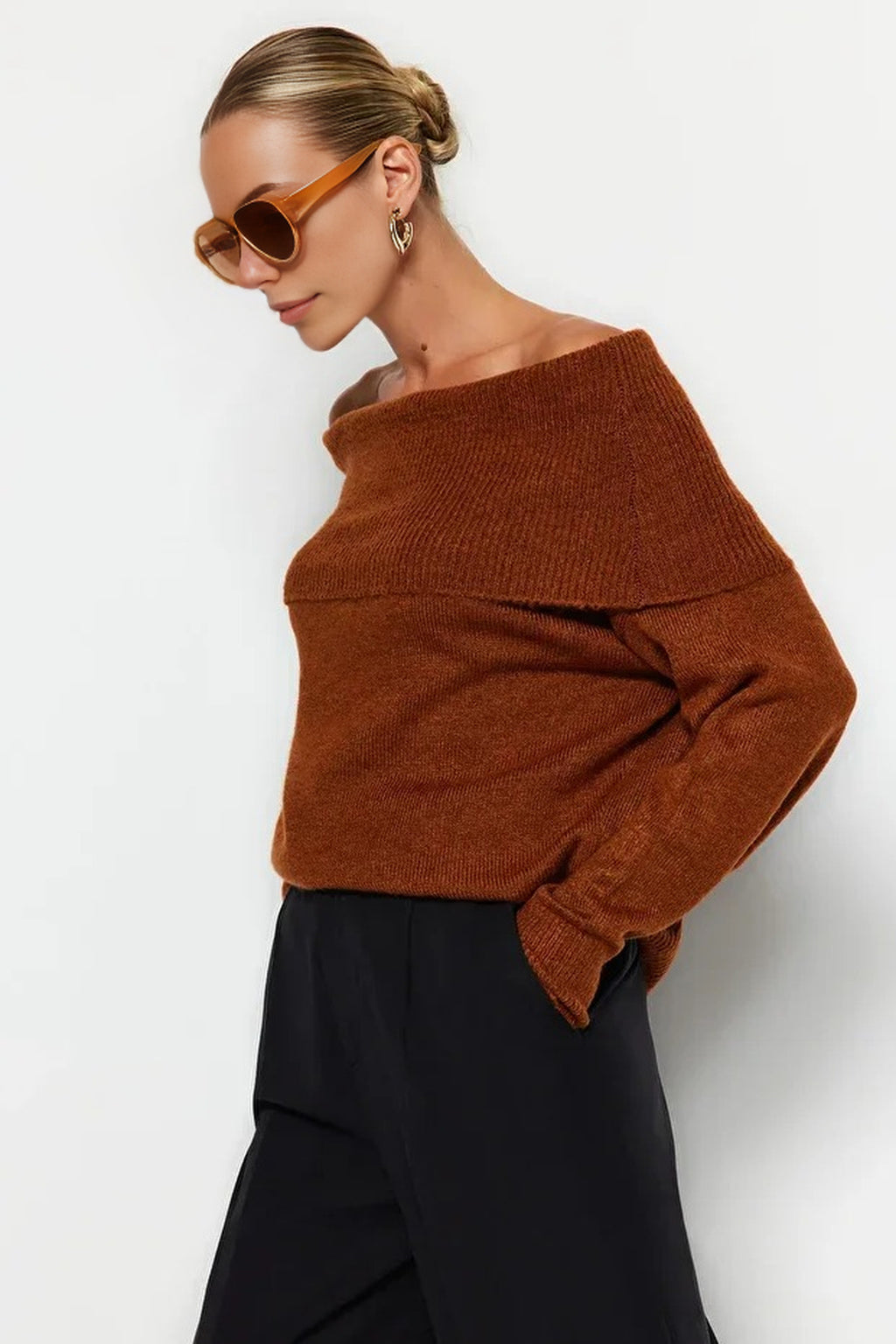 Soft Textured Carmen Collar Knit Sweater