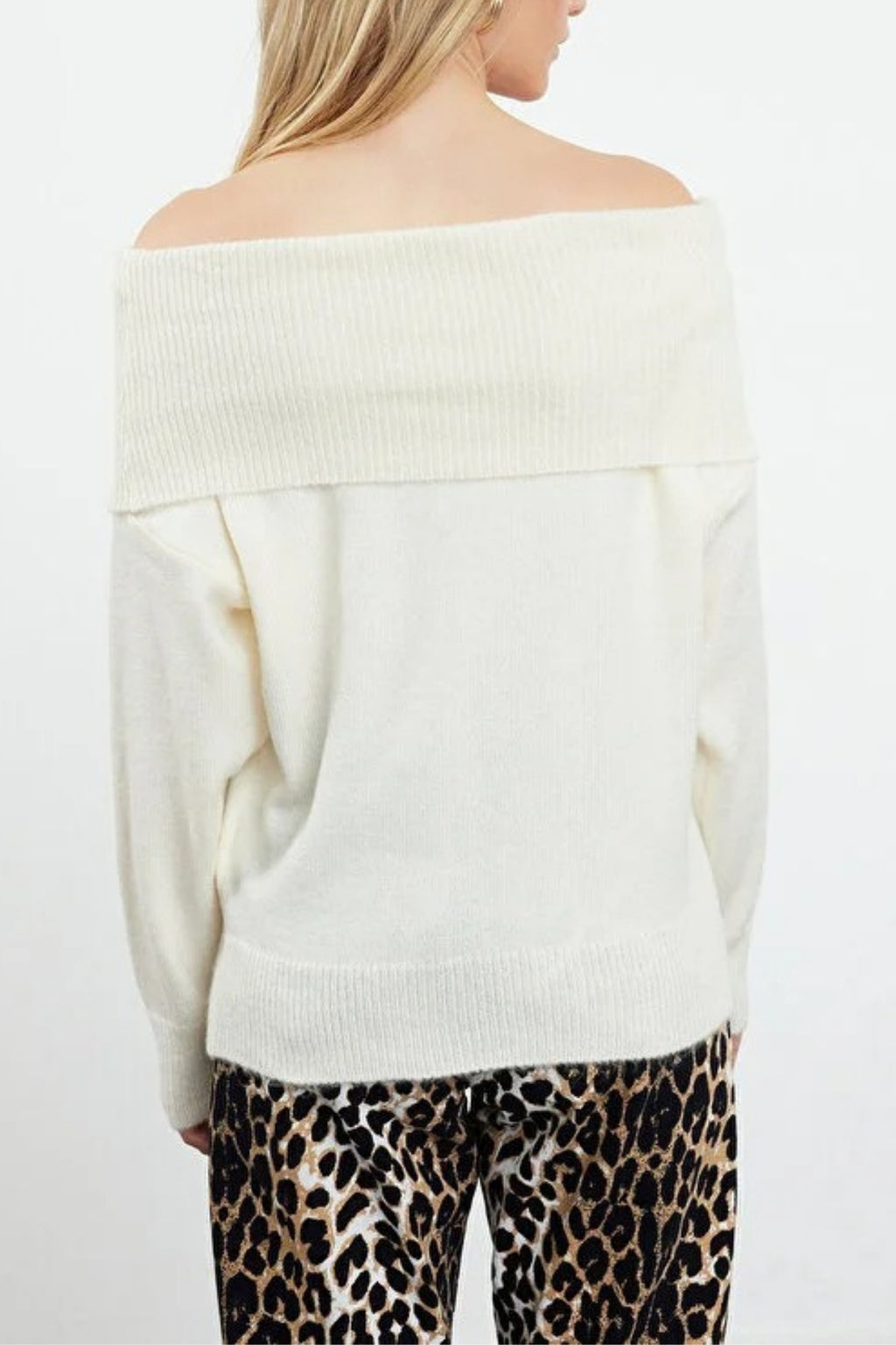 Soft Textured Carmen Collar Knit Sweater