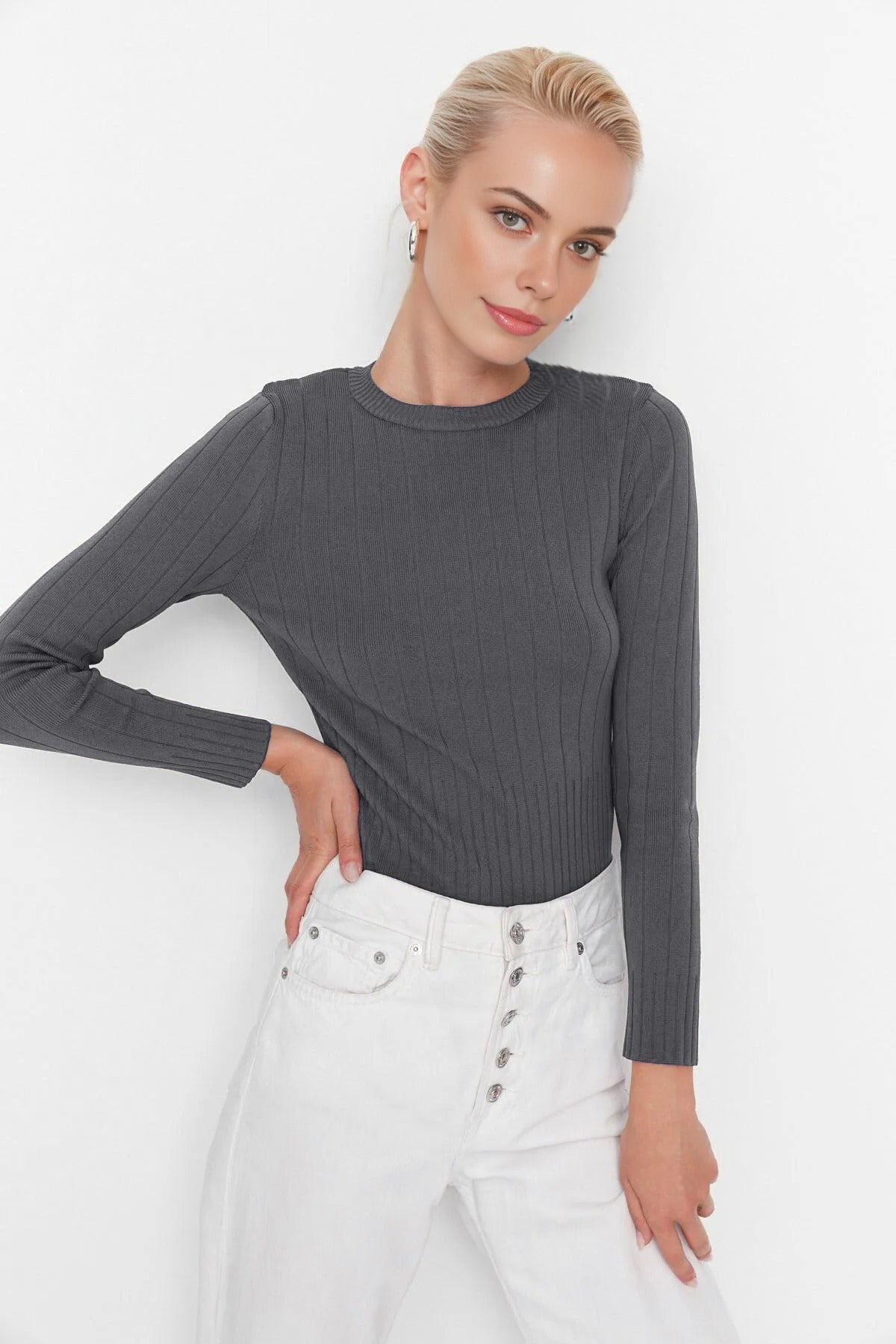 Basic Crew Neck Knit Sweater