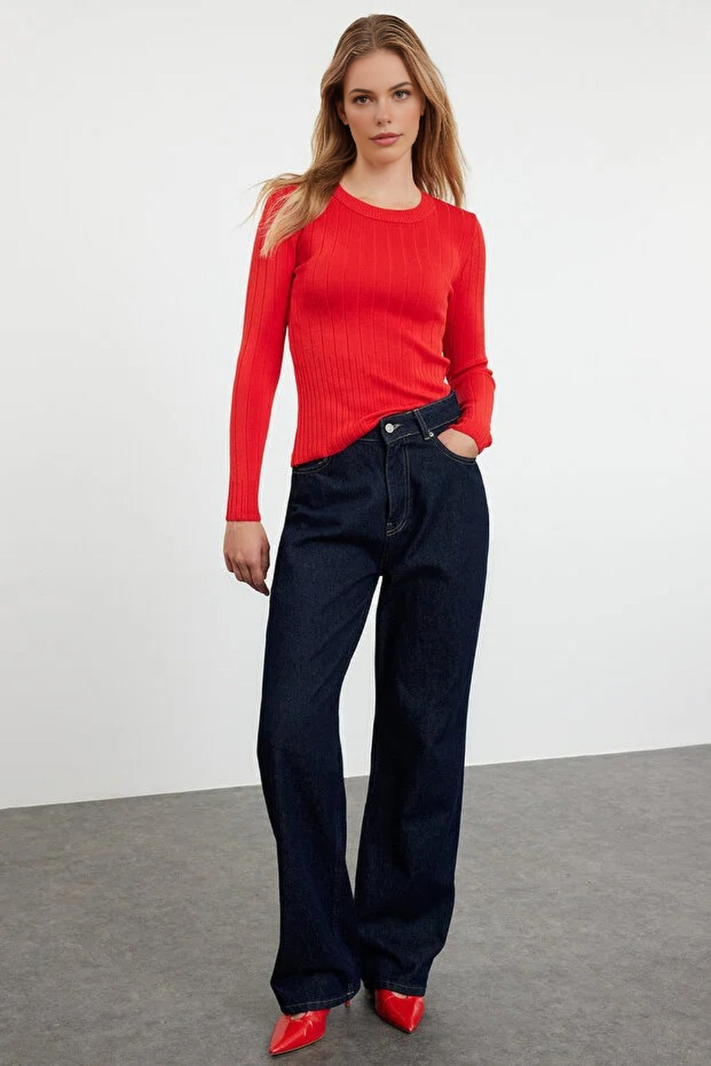 Basic Crew Neck Knit Sweater