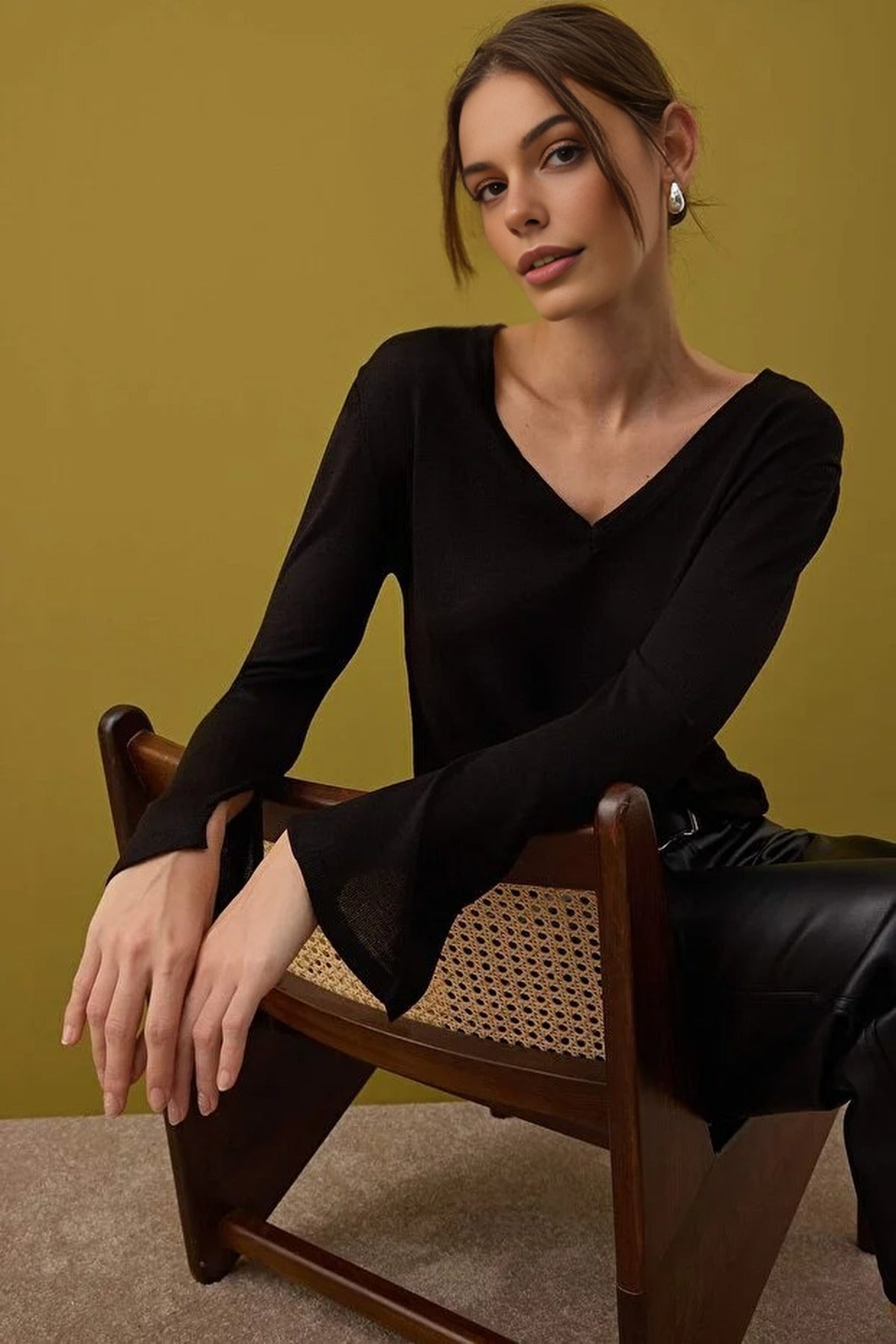 V-Neck Basic Knit Sweater