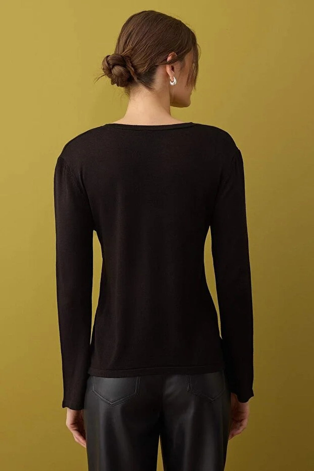 V-Neck Basic Knit Sweater