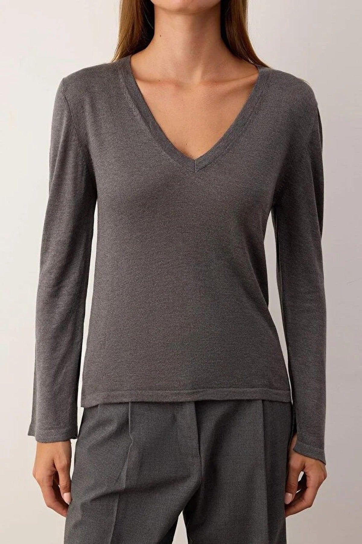V-Neck Basic Knit Sweater