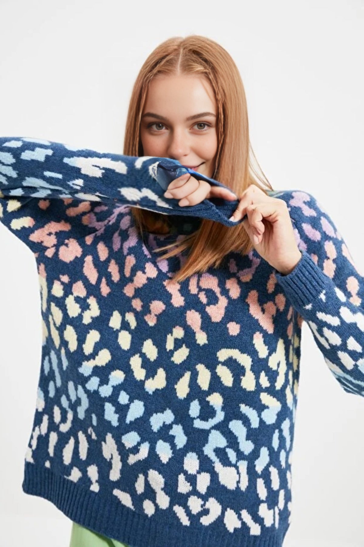 Soft Textured Knit Sweater with Leopard Pattern