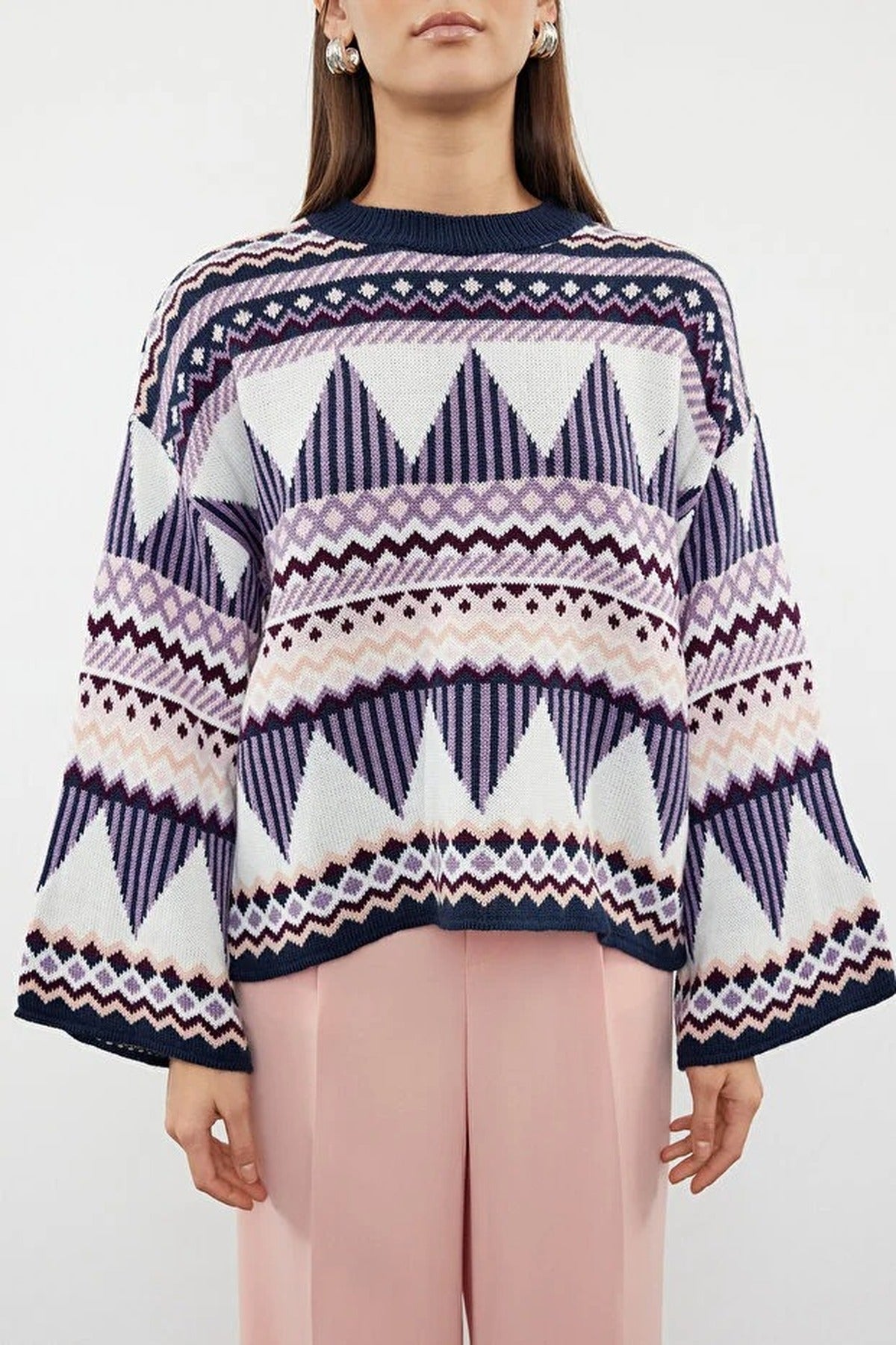 Ethnic Patterned Crew Neck Knit Sweater