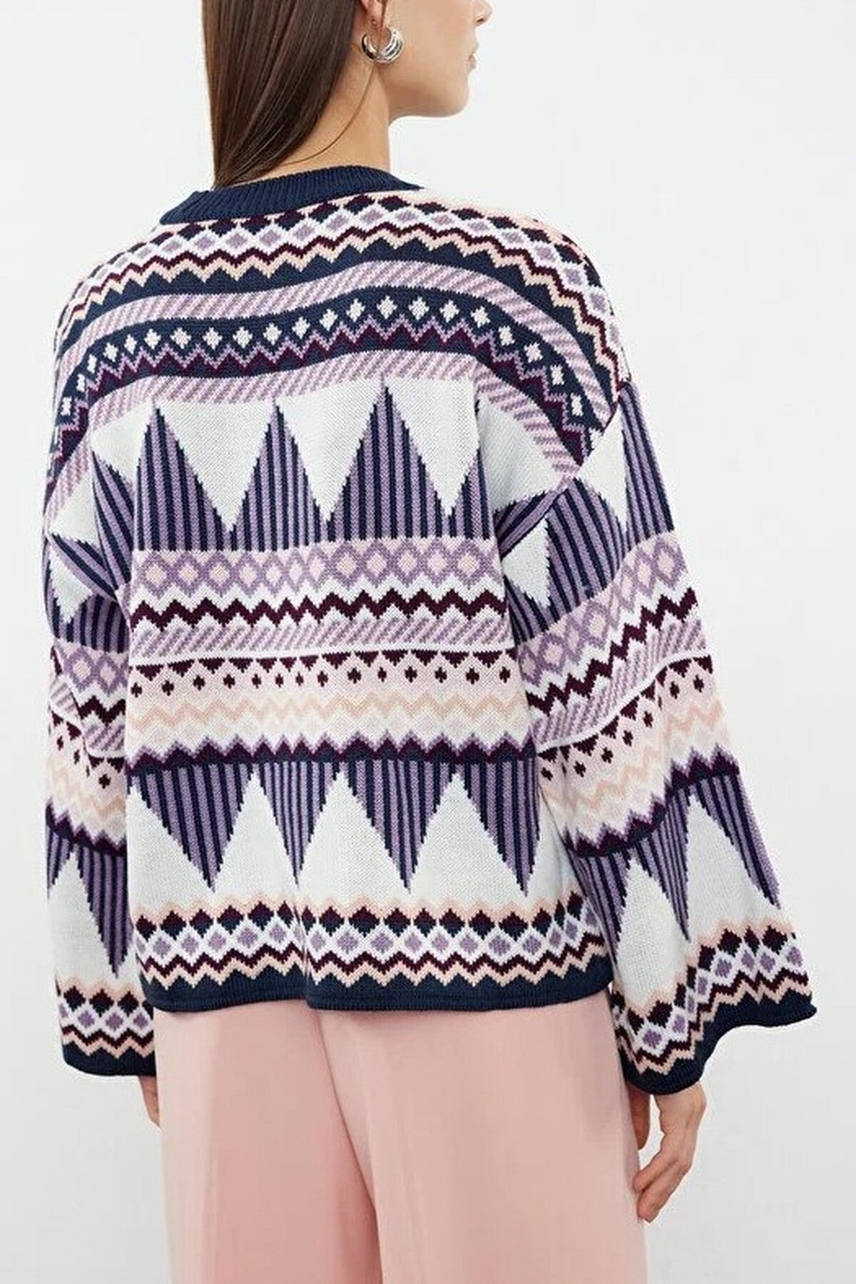 Ethnic Patterned Crew Neck Knit Sweater