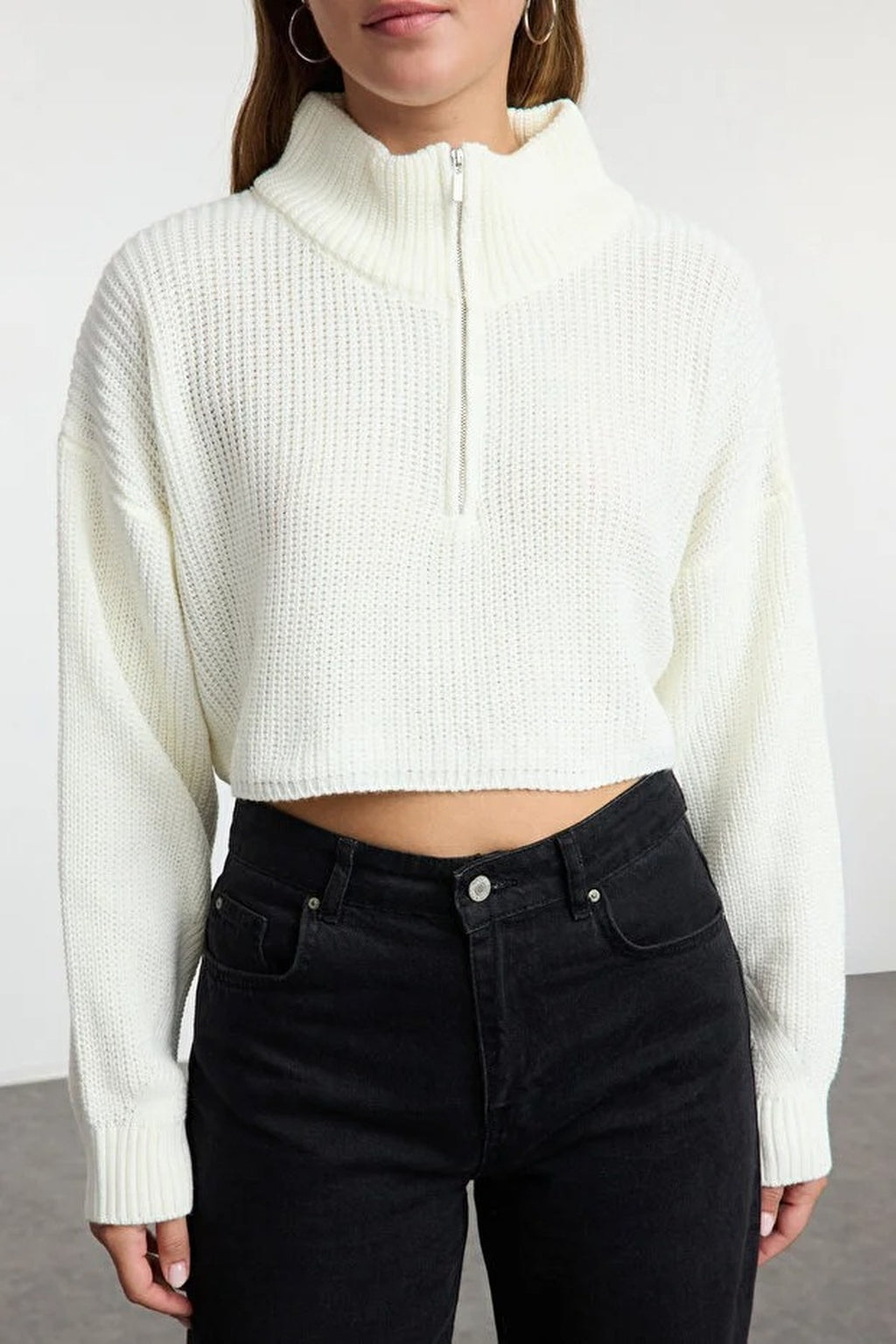 Super Crop Knit Sweater with Zipper Detail