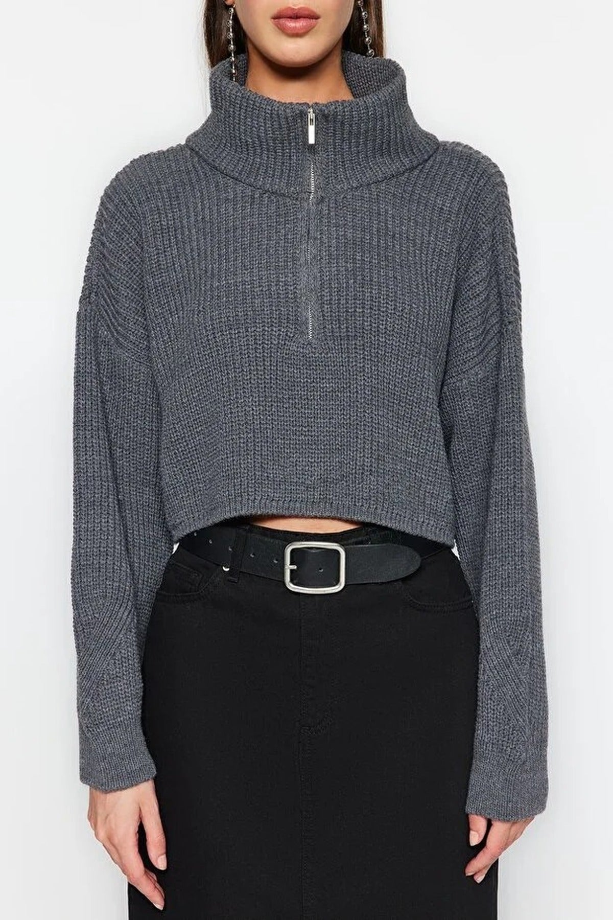 Super Crop Knit Sweater with Zipper Detail