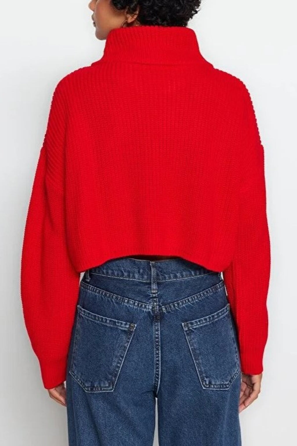 Super Crop Knit Sweater with Zipper Detail