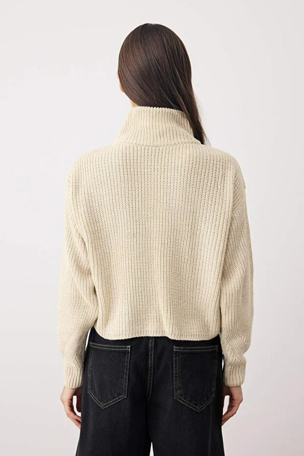 Super Crop Knit Sweater with Zipper Detail