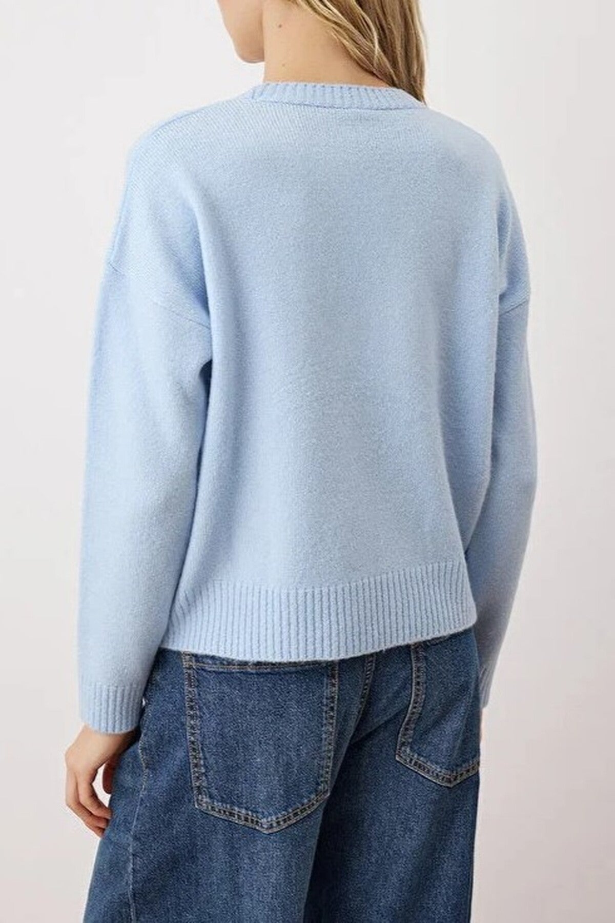 Soft Textured Wide Pattern Dog Embroidered Knitwear Sweater