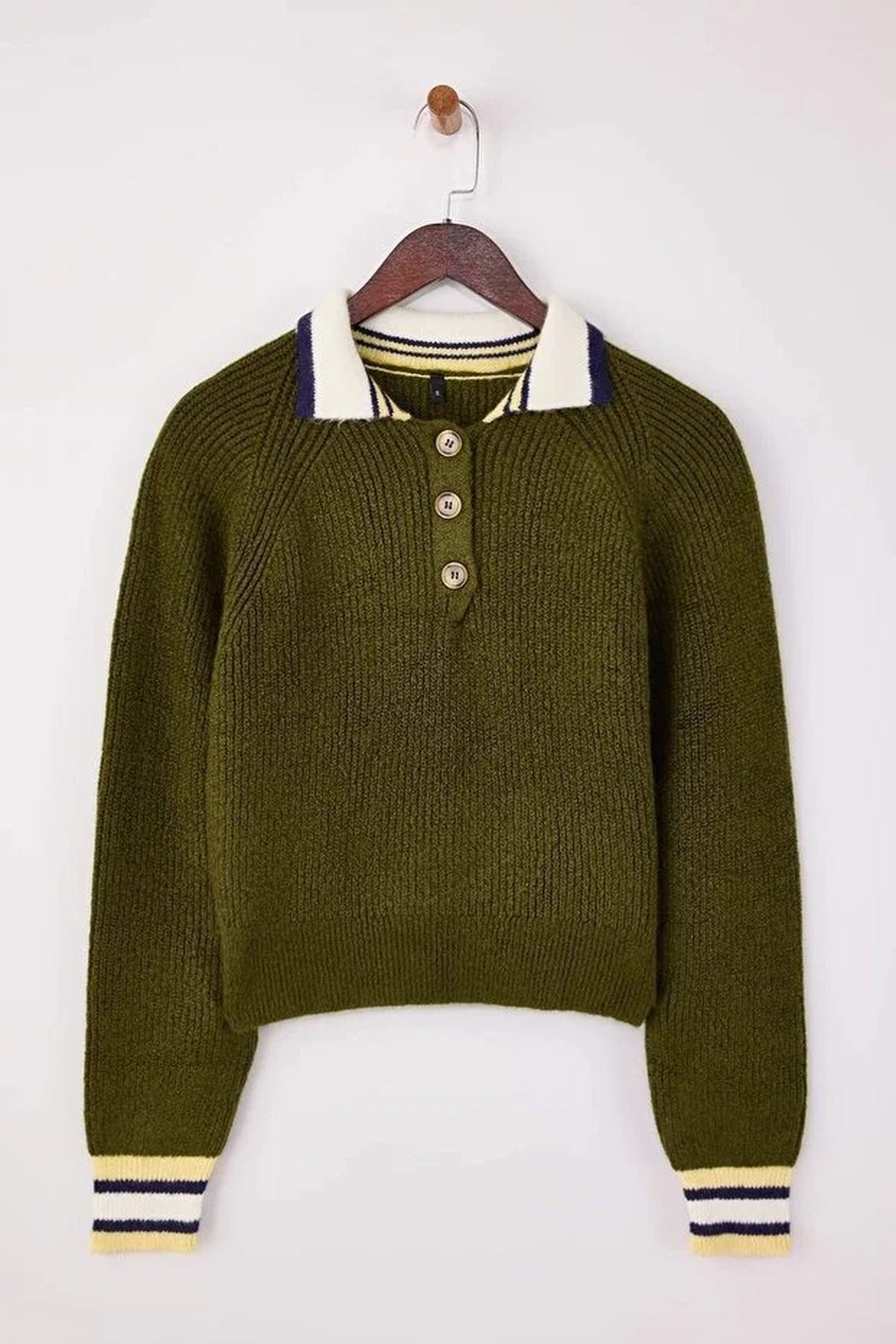 Soft Textured Color Block Knit Sweater