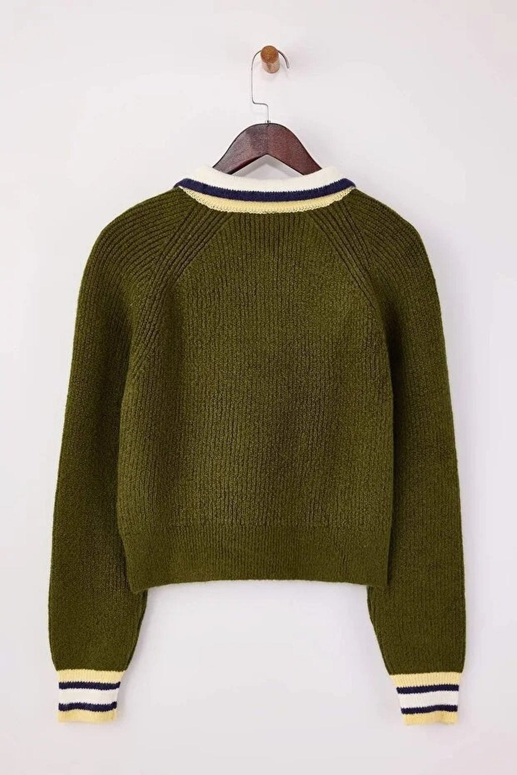 Soft Textured Color Block Knit Sweater