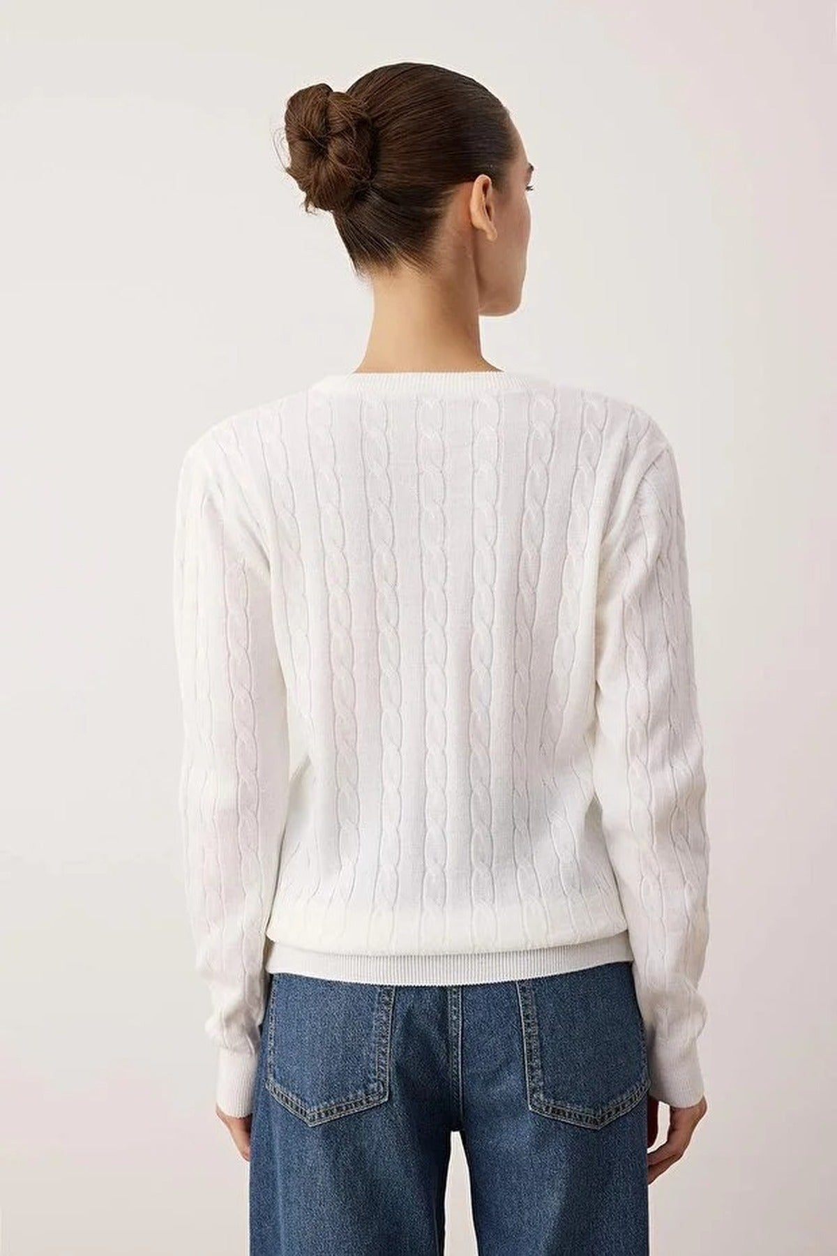 Horse Embroidered V-Neck Cable Knit Sweater
