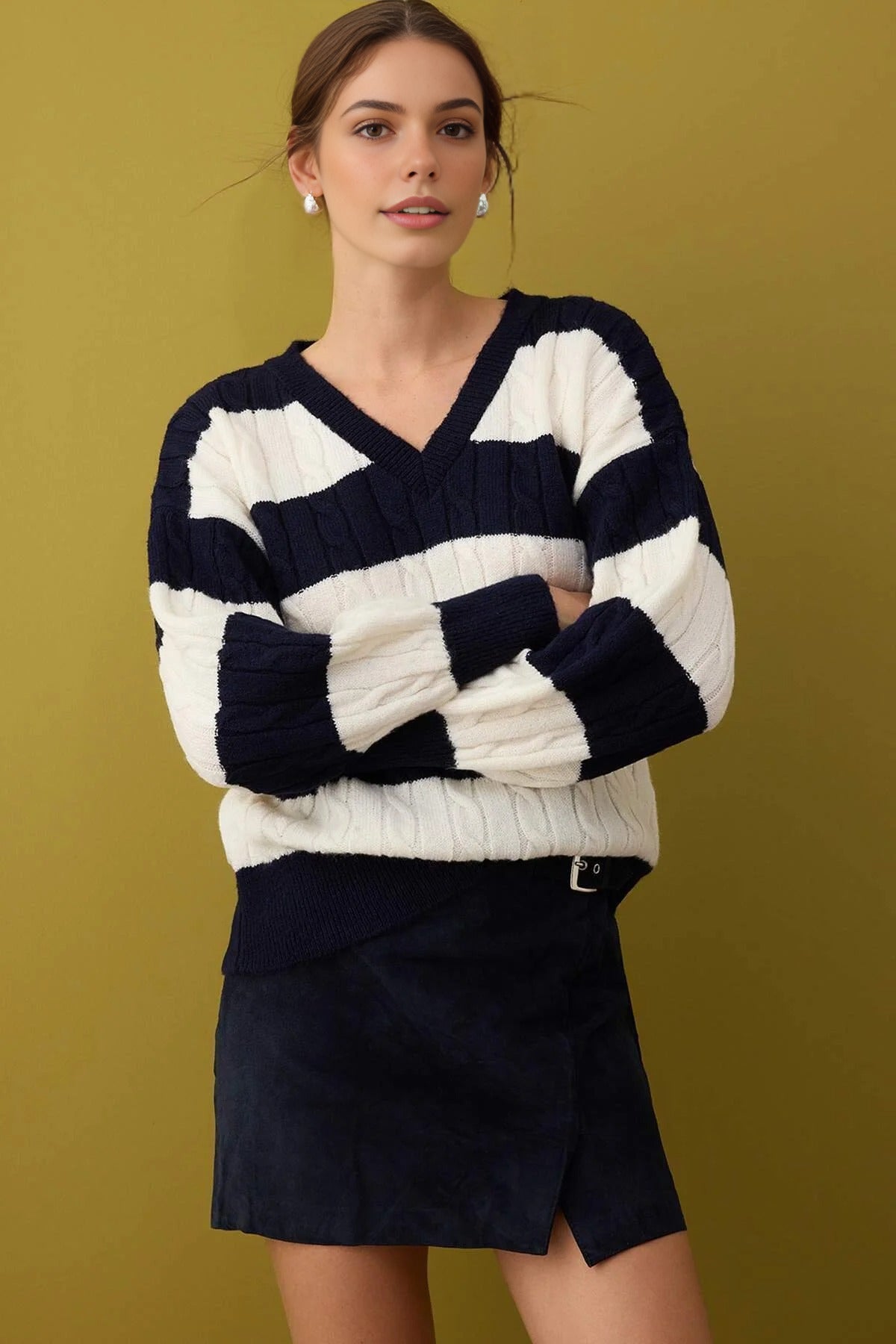 Soft Textured Color Blocking Knit Sweater