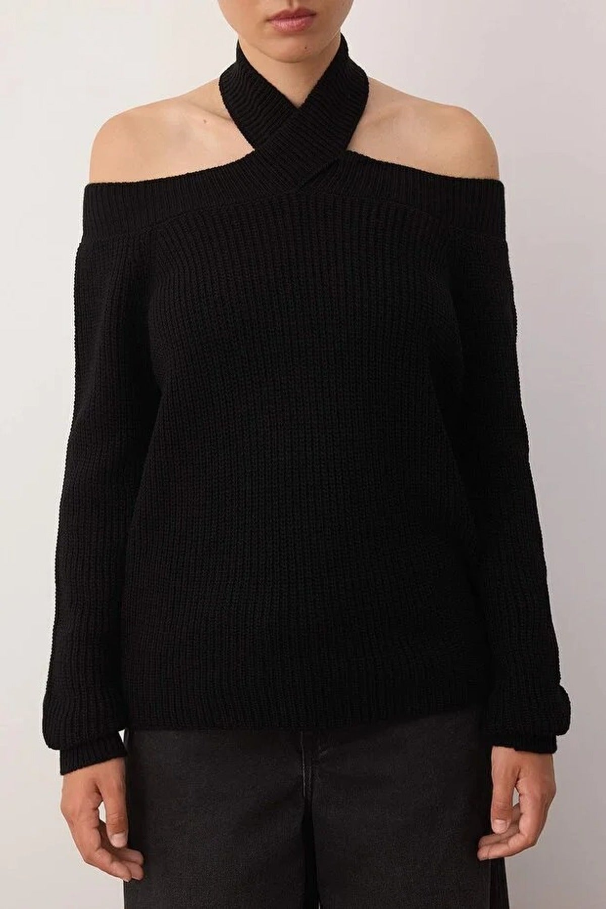 Crop Knit Sweater with Collar Detail