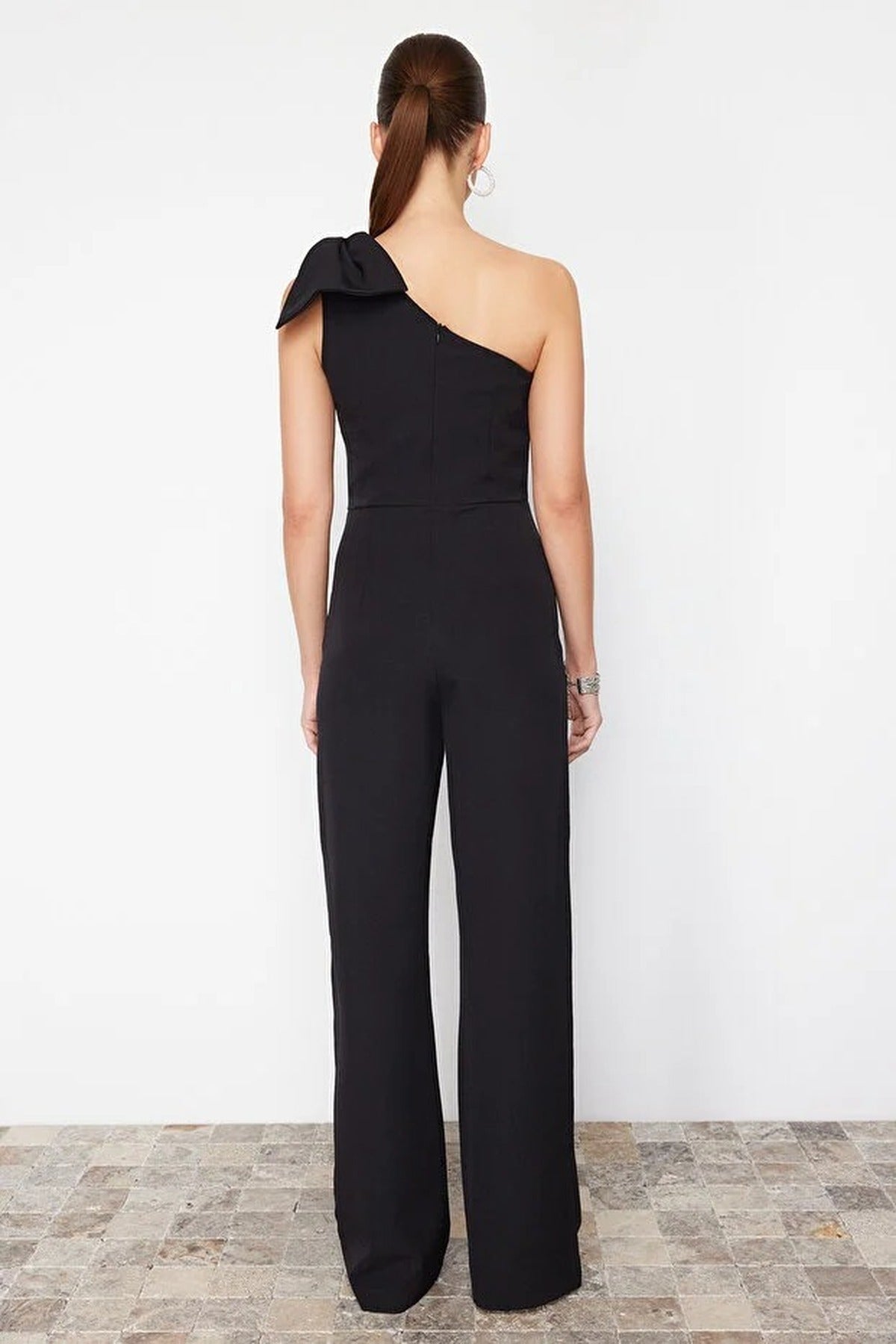 Bow Detailed One-Sleeve Woven Jumpsuit