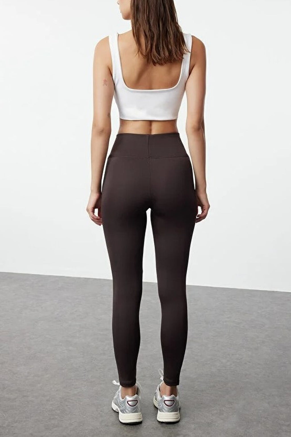 Extra-Compensating Knit Sports Leggings with Wide Waist Elastic