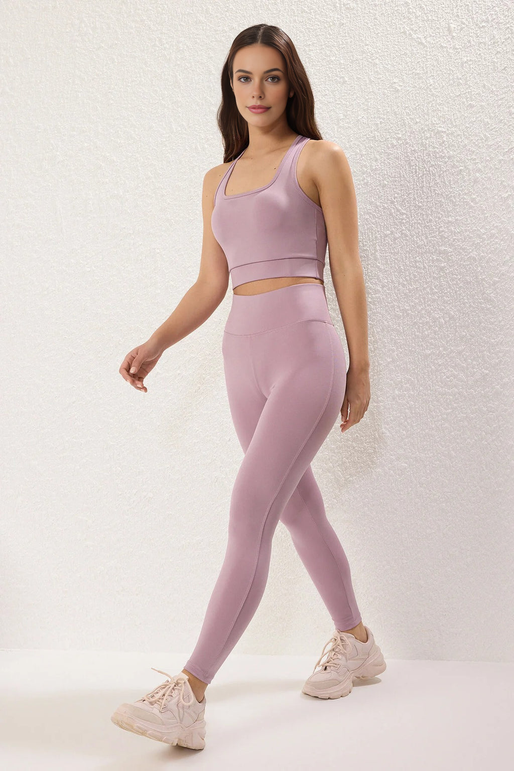 Extra-Compensating Knit Sports Leggings with Wide Waist Elastic