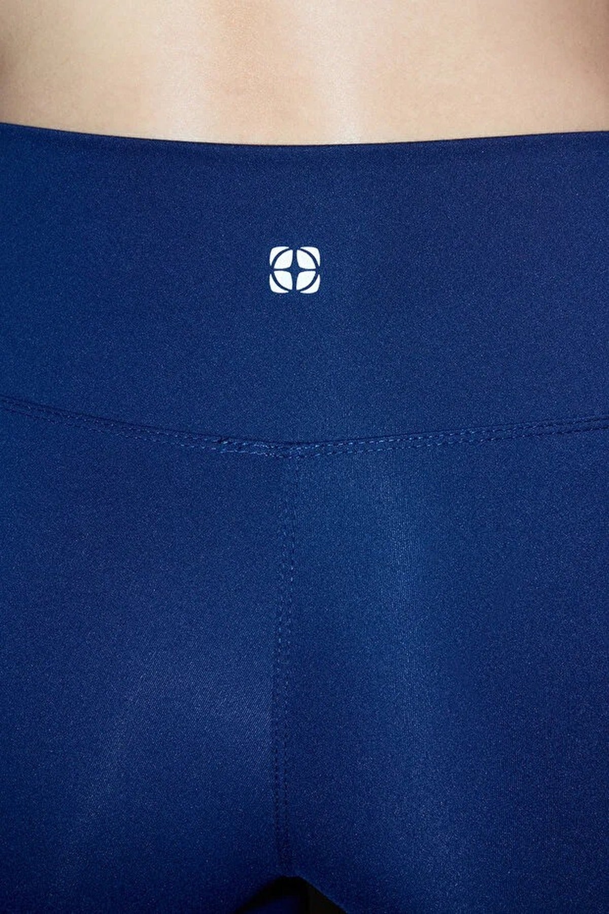 Soft Brushed Fabric Reflective Print Detailed Knitted Sports Leggings