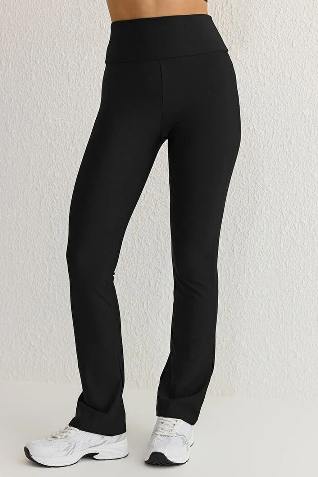 Straight Cut Slimming Knit Sports Leggings